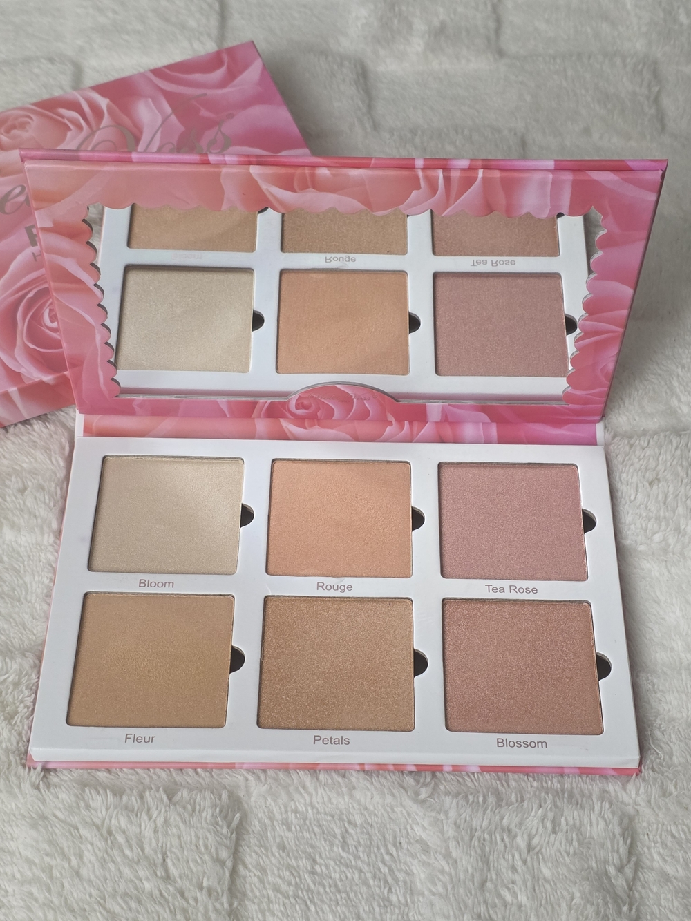VIOLET VOSS PRO ROSE GOLD PRESSED POWDER HIGHLIGHTER PALETTE NIB